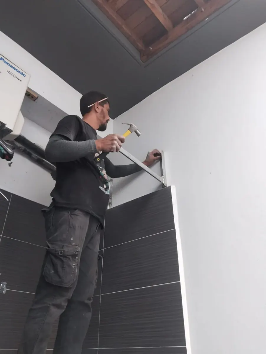 Daikin aircond PCB inspection and repair by KL Renovator technician in Petaling Jaya