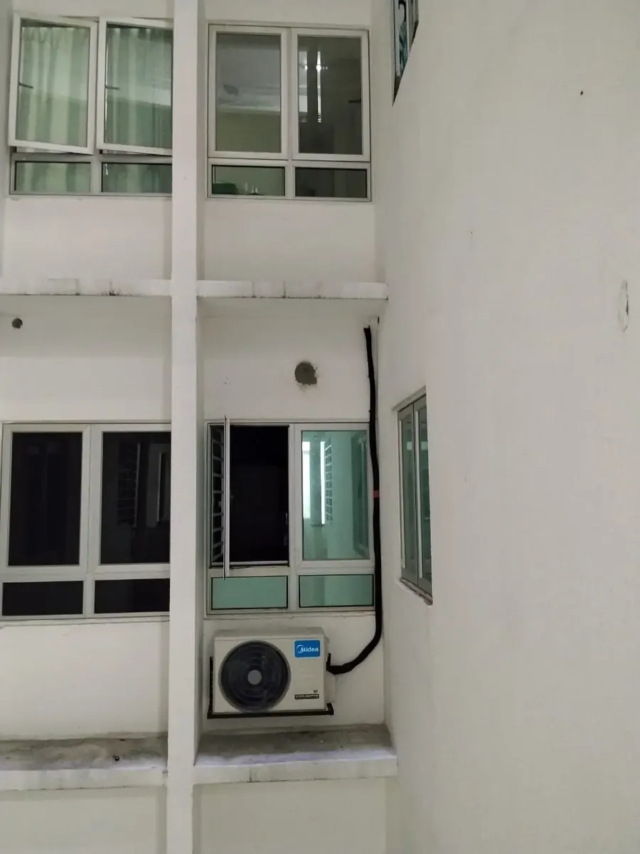 TCL aircond troubleshooting and repair in Shah Alam by KL Renovator technician