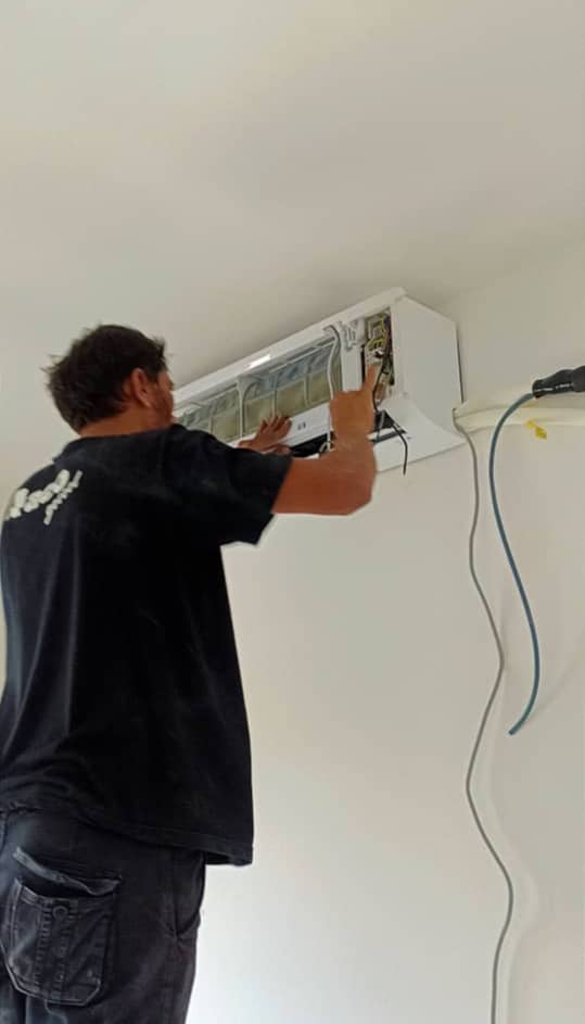 Aircond Unit Mounting — Selangor